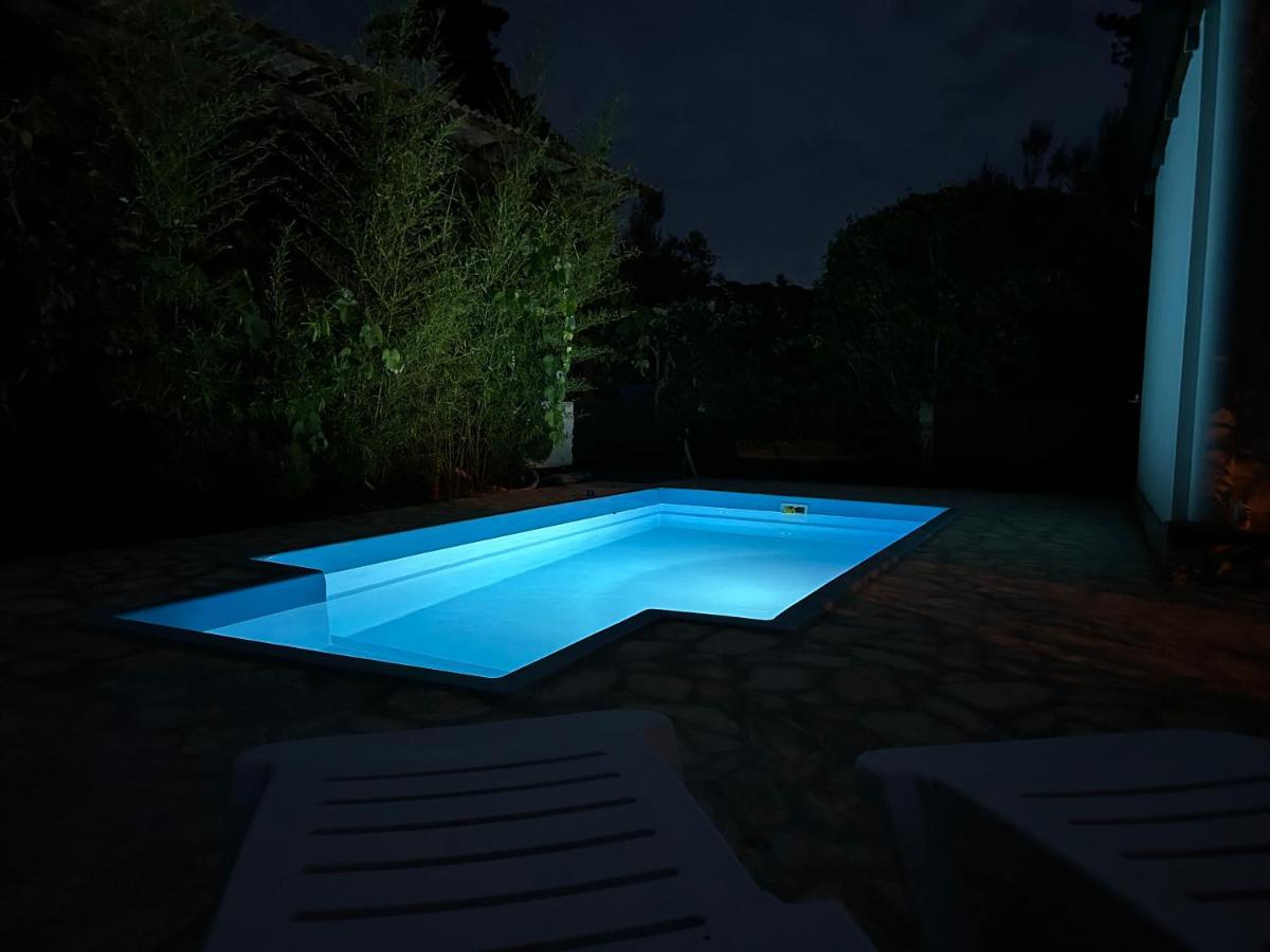 Bokalu With Private Pool Appartement Poreč Buitenkant foto