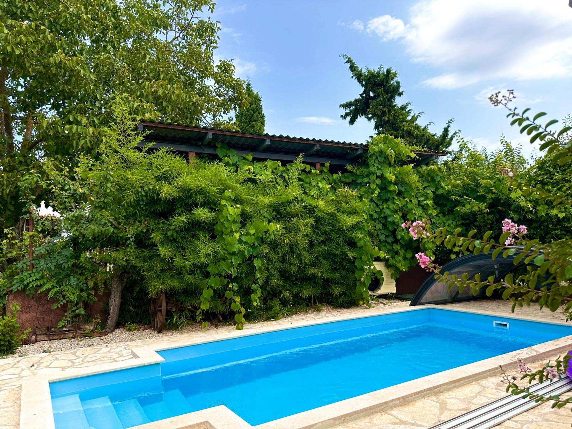 Bokalu With Private Pool Appartement Poreč Buitenkant foto